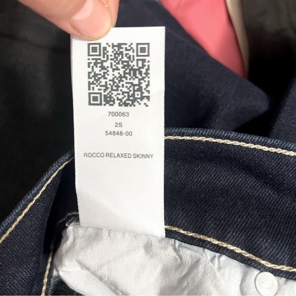 True Religion Jeans Mens Rocco Relaxed Skinny Dark Rinse Size W33 X L32 NWT - Picture 9 of 9